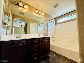 Building Photo - 9152 Beautiful Flower Ct