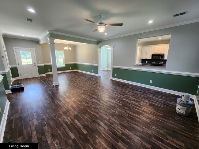 Building Photo - 2066 Ridgeway Rd