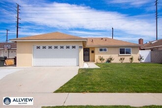 Building Photo - 13662 Riata St