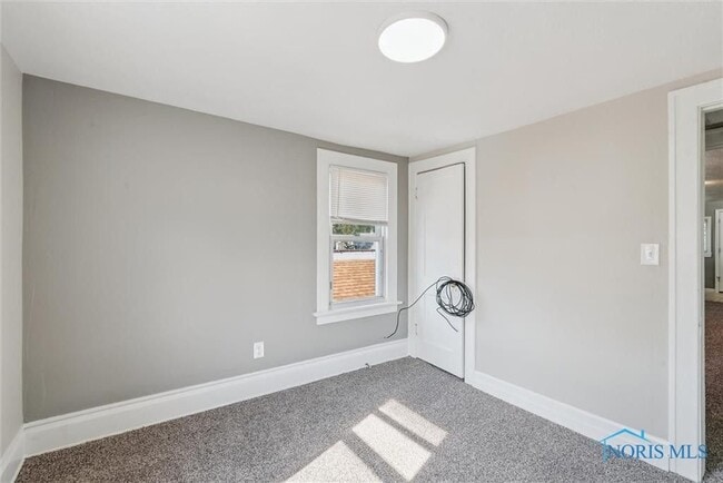 Foto del edificio - 3836 Upton Ave