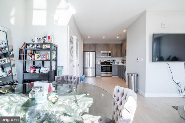 Foto del edificio - 989 S Buchanan St