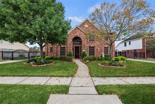 Foto del edificio - 15718 Sweetrose Pl