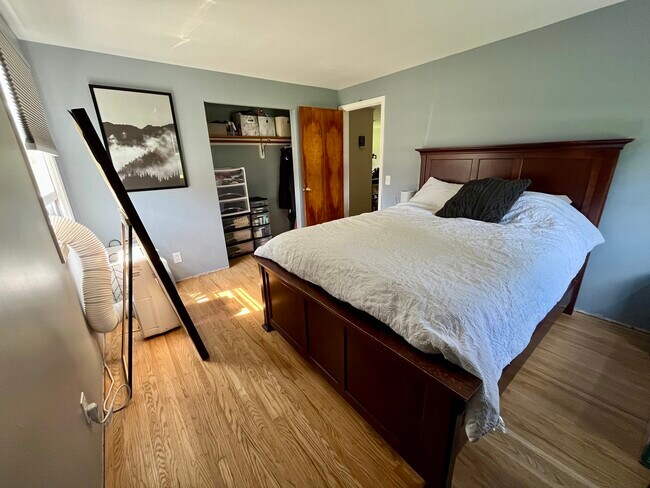 Foto del edificio - 215 Mystic Ln
