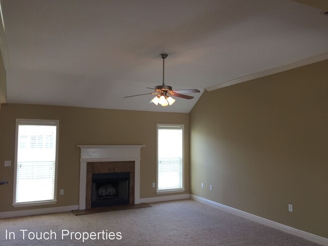 Building Photo - 3 br, 2 bath House - 5200 Newman Drive