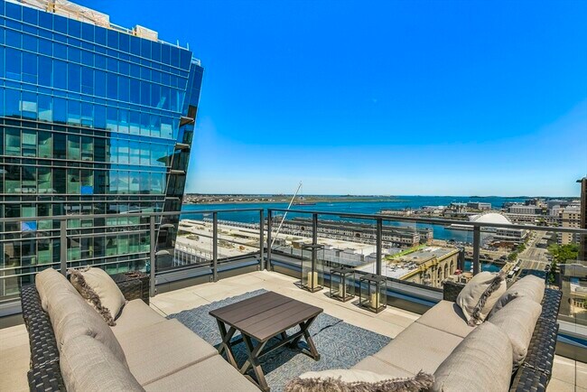 Building Photo - 133 Seaport Blvd