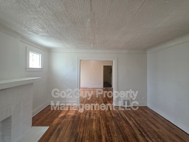 Building Photo - 5276 Maryland St