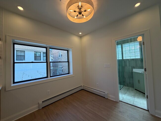 Foto del edificio - 5016 N Lawndale Ave