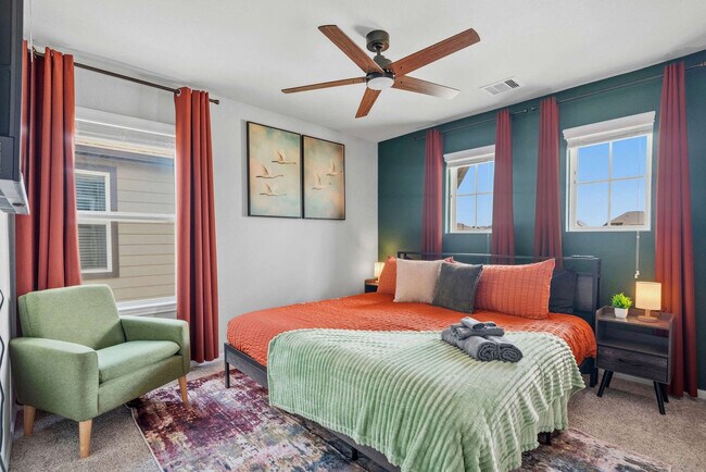 Foto del edificio - 5462 Grand View Dr