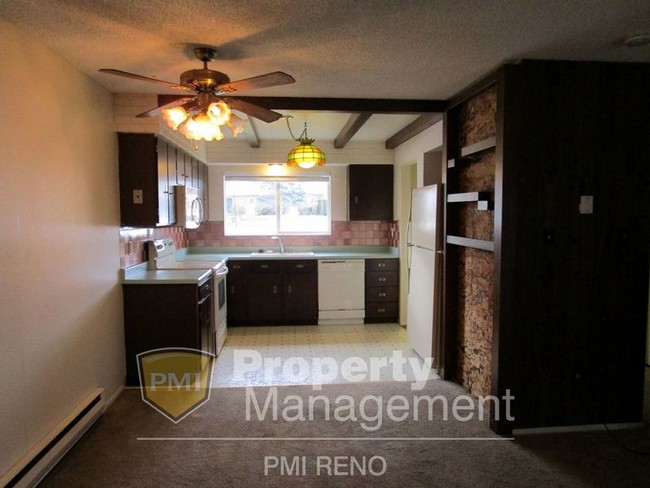 Building Photo - 413 Smithridge Park