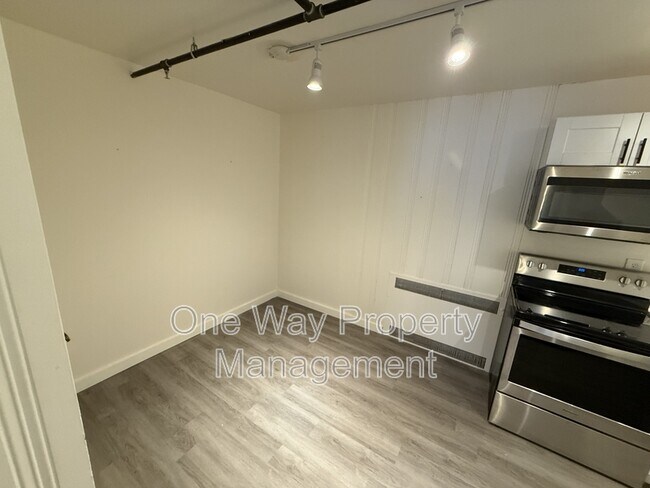 Foto del edificio - 1012 8th St