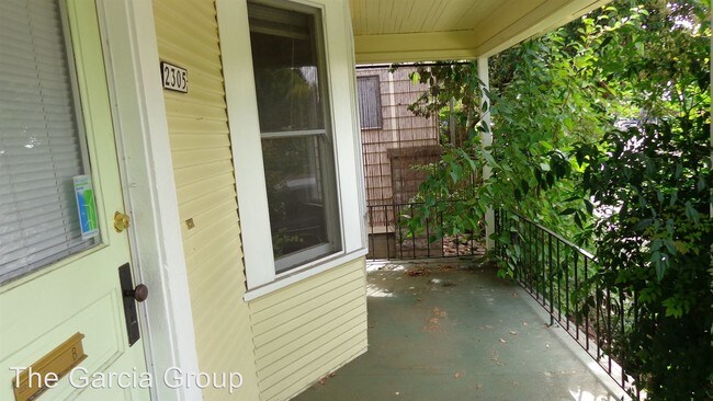 Foto del edificio - 2305 SE Hawthorne Blvd