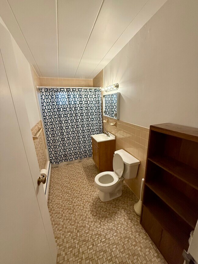 Foto del edificio - 1 Maplewood Rd