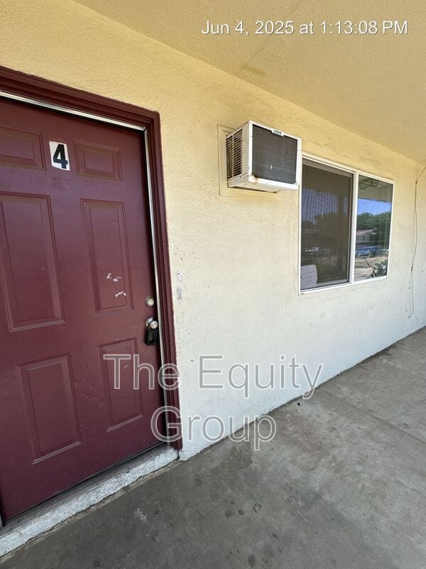 Foto del edificio - 352 S Blackstone St