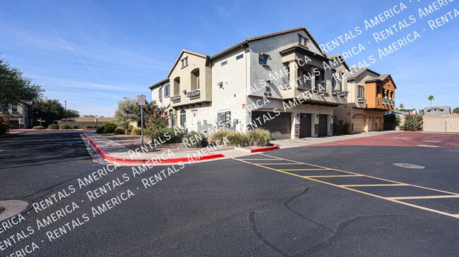 Foto del edificio - 2727 N Price Rd