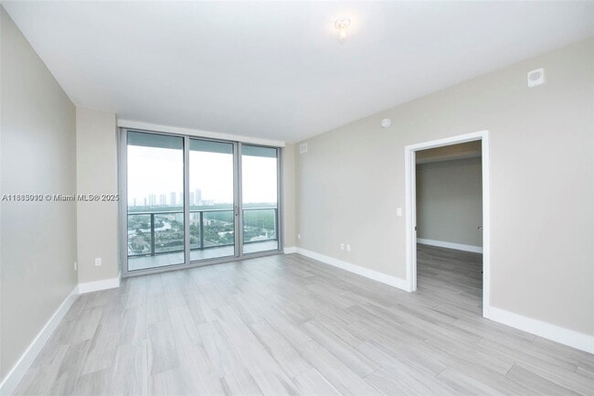 Building Photo - 16385 Biscayne Blvd