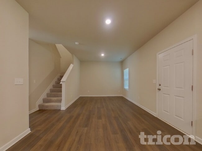 Building Photo - 114 Highland Dr