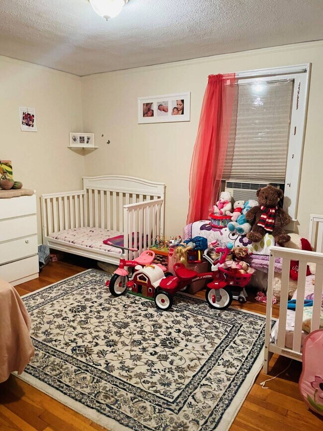 10 Frost Pond Rd, Glen Cove, NY 11542 House Rental in Glen Cove, NY