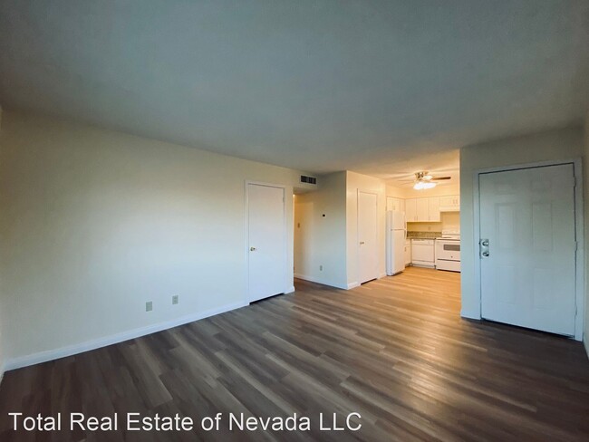 Building Photo - 2 br, 1 bath House - 1300 June Ave Unit 2
