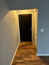 Building Photo - 7610 Woodview St