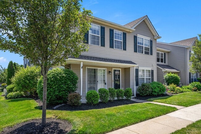 Building Photo - 5905 Drawbridge Ct