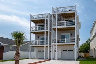 Building Photo - 203 Texas Ave