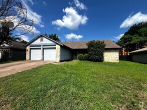 Building Photo - 11614 Tanglebriar Trail