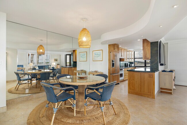 Foto del edificio - 2860 S Ocean Blvd