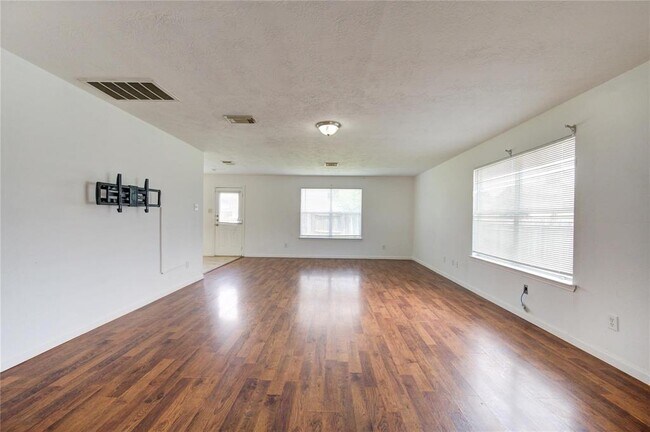 Building Photo - 21802 Westfield Ridge Dr