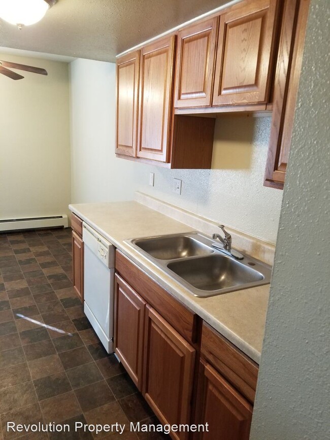 Building Photo - 1337 Canyon Rd