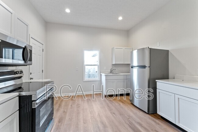 Foto del edificio - 21 N Gray St