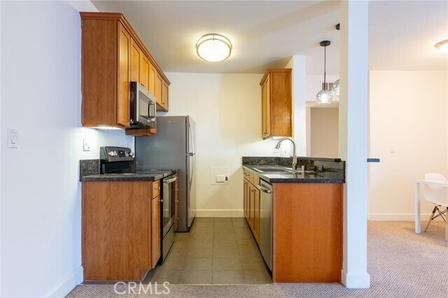 Foto del edificio - 10982 Roebling Ave