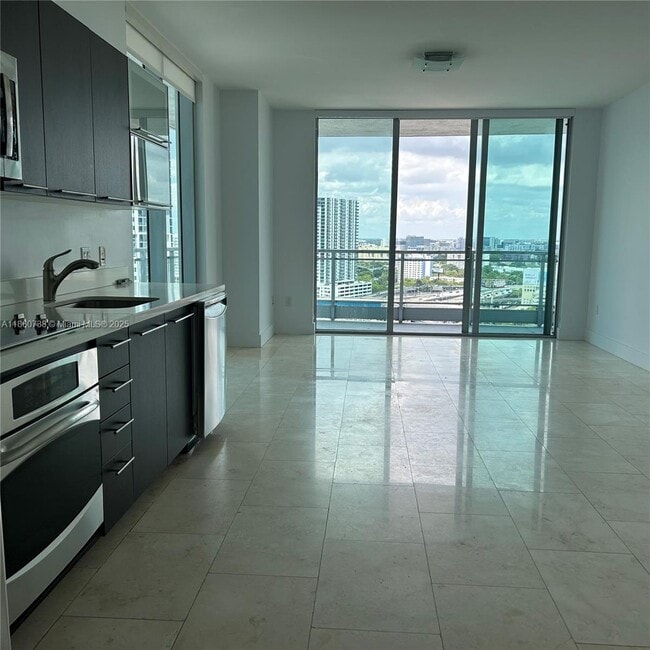 Foto del edificio - 90 SW 3rd St