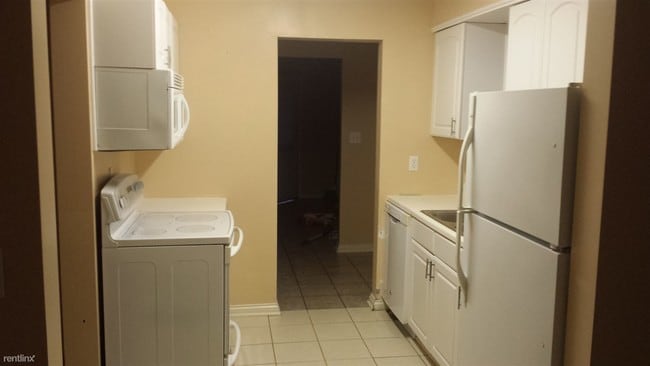 Building Photo - 3 br, 2 bath House - 8814 Ferndale Rd