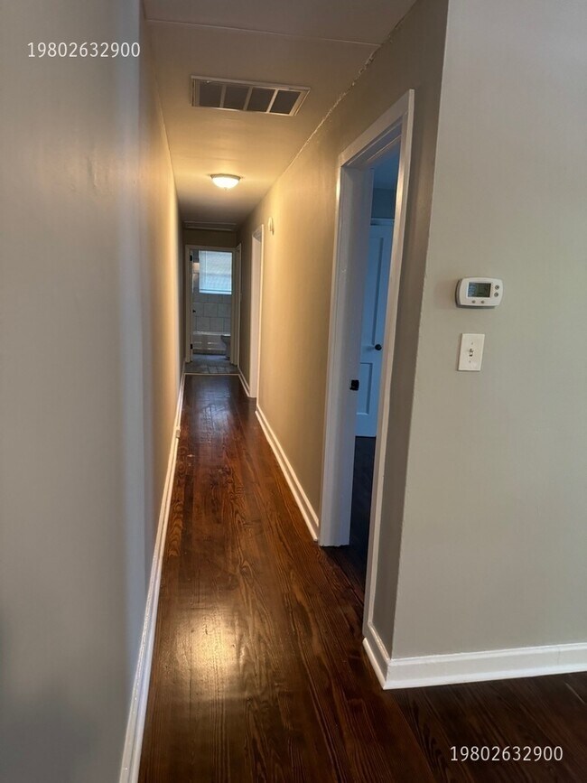 Building Photo - 2020 Rush Wind Dr