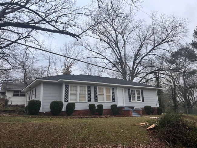 Building Photo - 122 Highland Dr