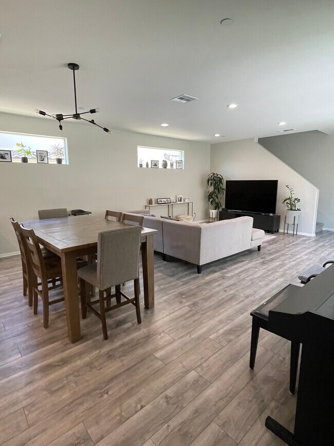 Foto del edificio - 1593 Bath Ave