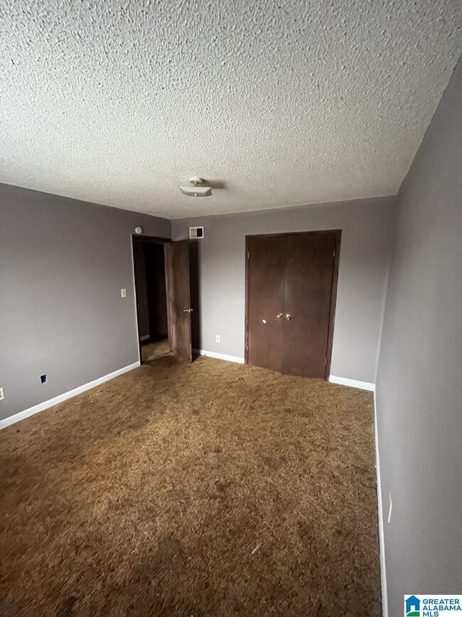 Building Photo - 7725 Rugby Ave