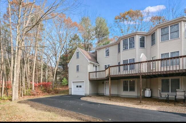 Foto del edificio - 474 Rochdale St