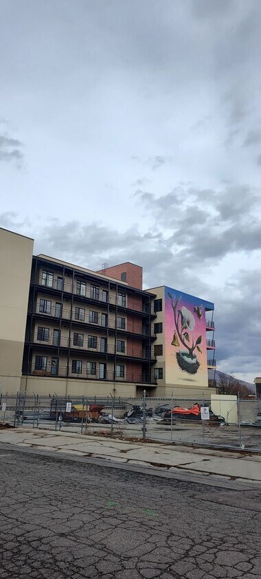 Foto del edificio - Gorgeous Condo!