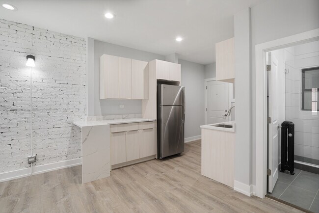 Foto del edificio - 1700 W Juneway Terrace