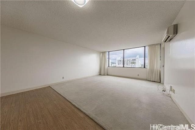 Building Photo - 1251 Heulu St