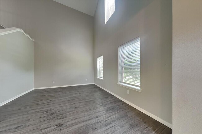 Foto del edificio - 12258 Cardston Ct