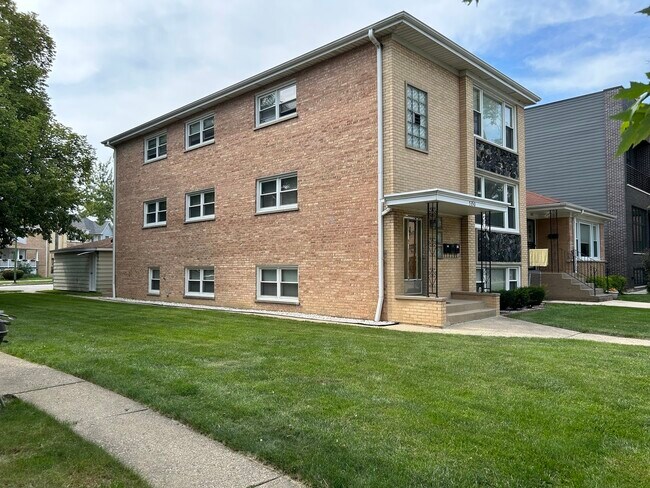 Building Photo - 5350 N Central Ave
