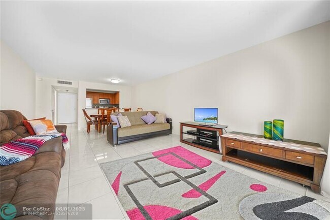 Building Photo - 2401 S Ocean Dr