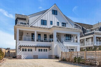 Building Photo - 1125 Ocean Ave