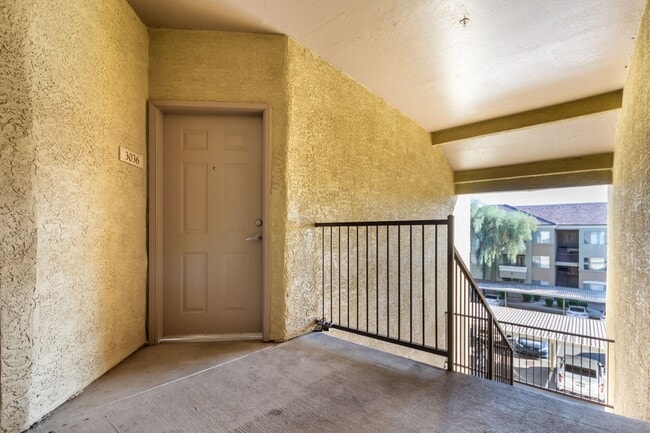 Building Photo - 18416 N Cave Creek Rd