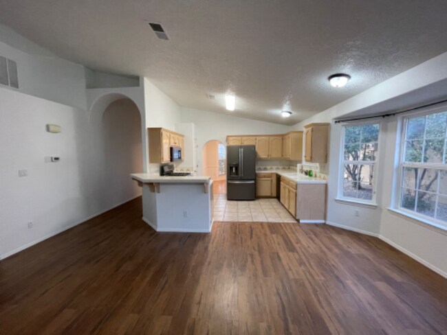 Building Photo - 4352 Snow Heights Cir SE