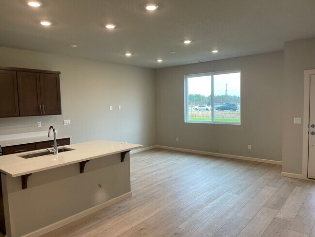 Foto del edificio - 3340 SE Farrow Ln