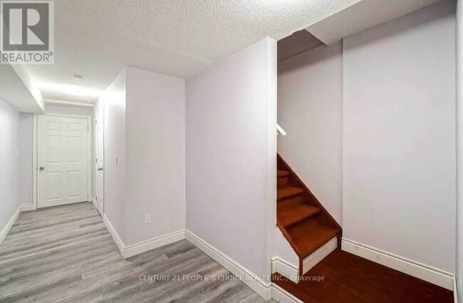 Building Photo - 57 Aldersgate Dr