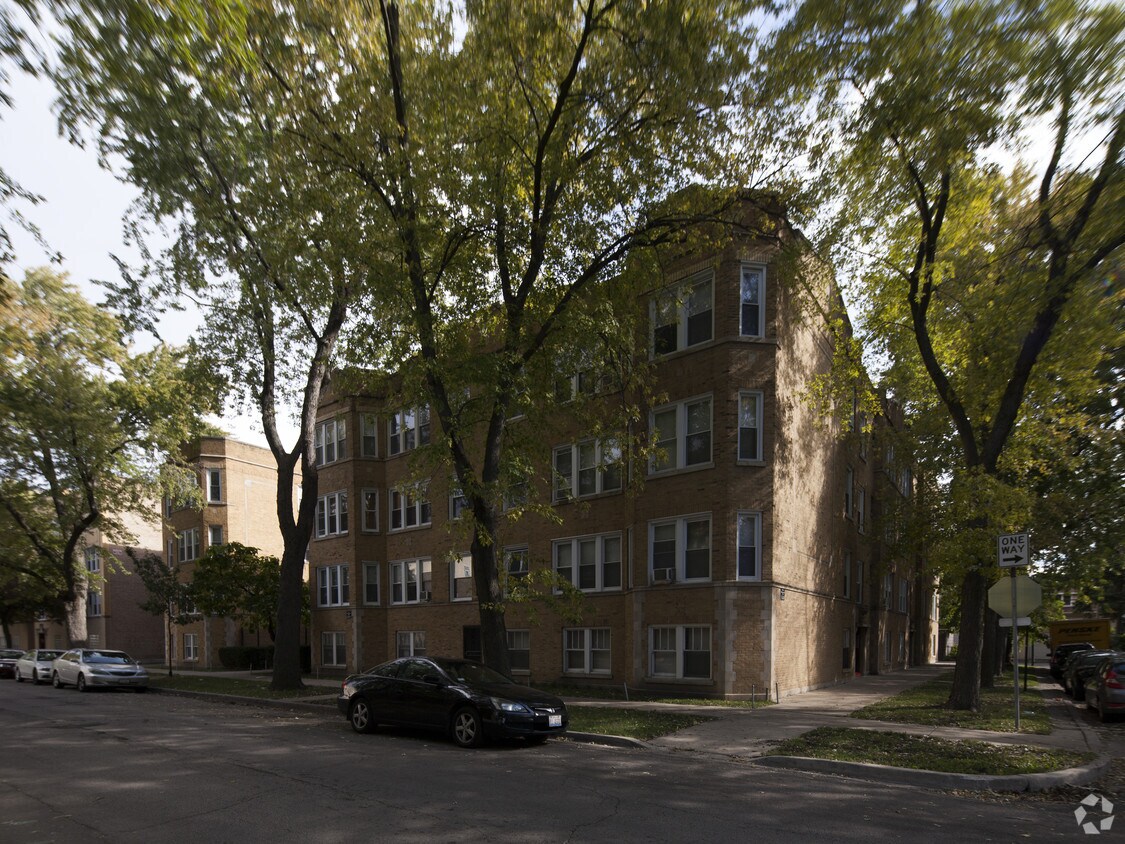Primary Photo - 3650-3656 W Agatite Ave